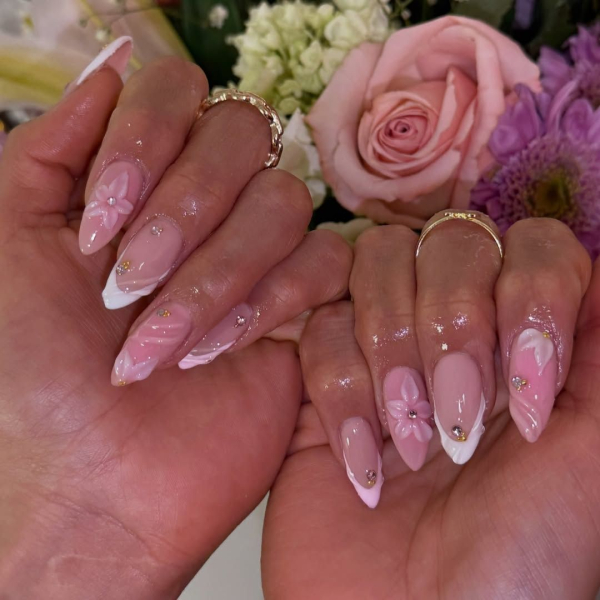 Pink jelly flower nails